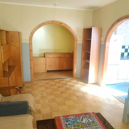 Economy Baltics Apartments - Liivamaee Tallinn Eksteriør bilde
