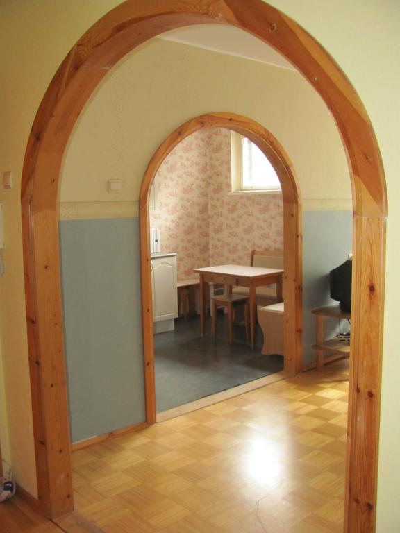 Economy Baltics Apartments - Liivamaee Tallinn Eksteriør bilde