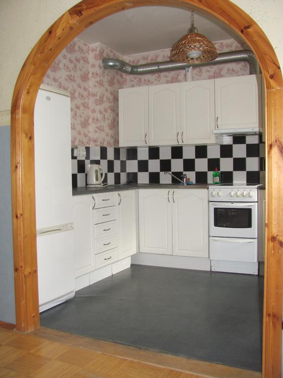 Economy Baltics Apartments - Liivamaee Tallinn Rom bilde